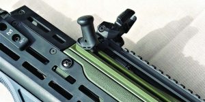 The Tavor’s charging handle and back-up sight from Mako that will co-witness with the C-More Tactical’s A2 back-up sight.